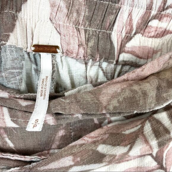 Free PeopleHi Rise Culotte Palm Print - Picture 7 of 13